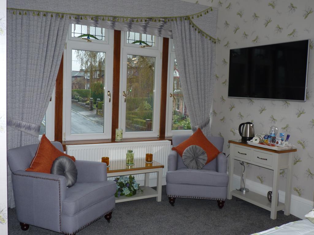 Muirholm Bed And Breakfast Paisley Rum bild